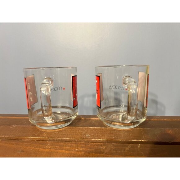 Macy's 2006 Red Santa Bear Glass Mugs Set of‎ 2 Christmas Drinkware Dept Store - Picture 4 of 6